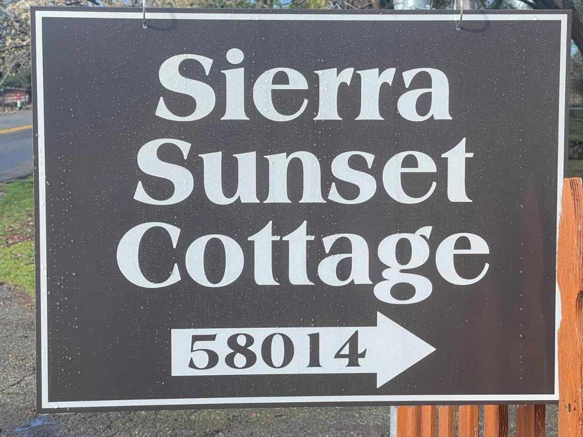 Sierra Sunset Cottage -Yosemite Area Vacation Cottage 아와니 외부 사진