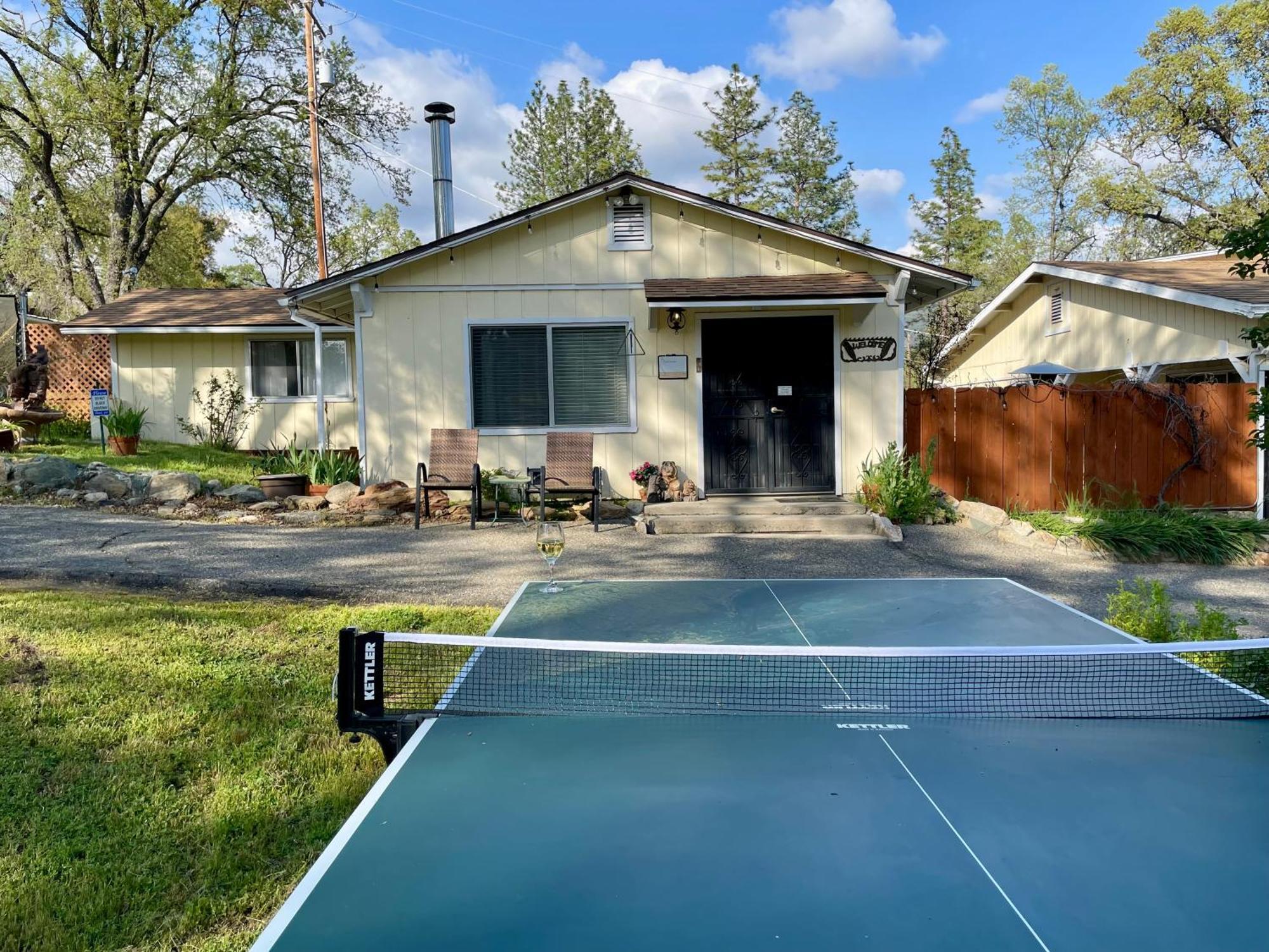 Sierra Sunset Cottage -Yosemite Area Vacation Cottage 아와니 외부 사진